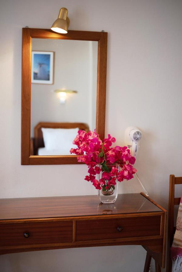 Almira Inn Иос Экстерьер фото
